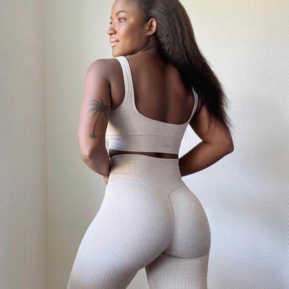 Aim’n Ribbed Set - Picture 5 of 13